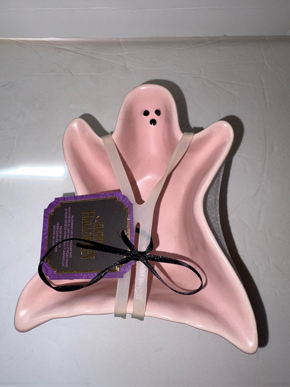 NWT - 2pc Ceramic Pink Ghost Bowls